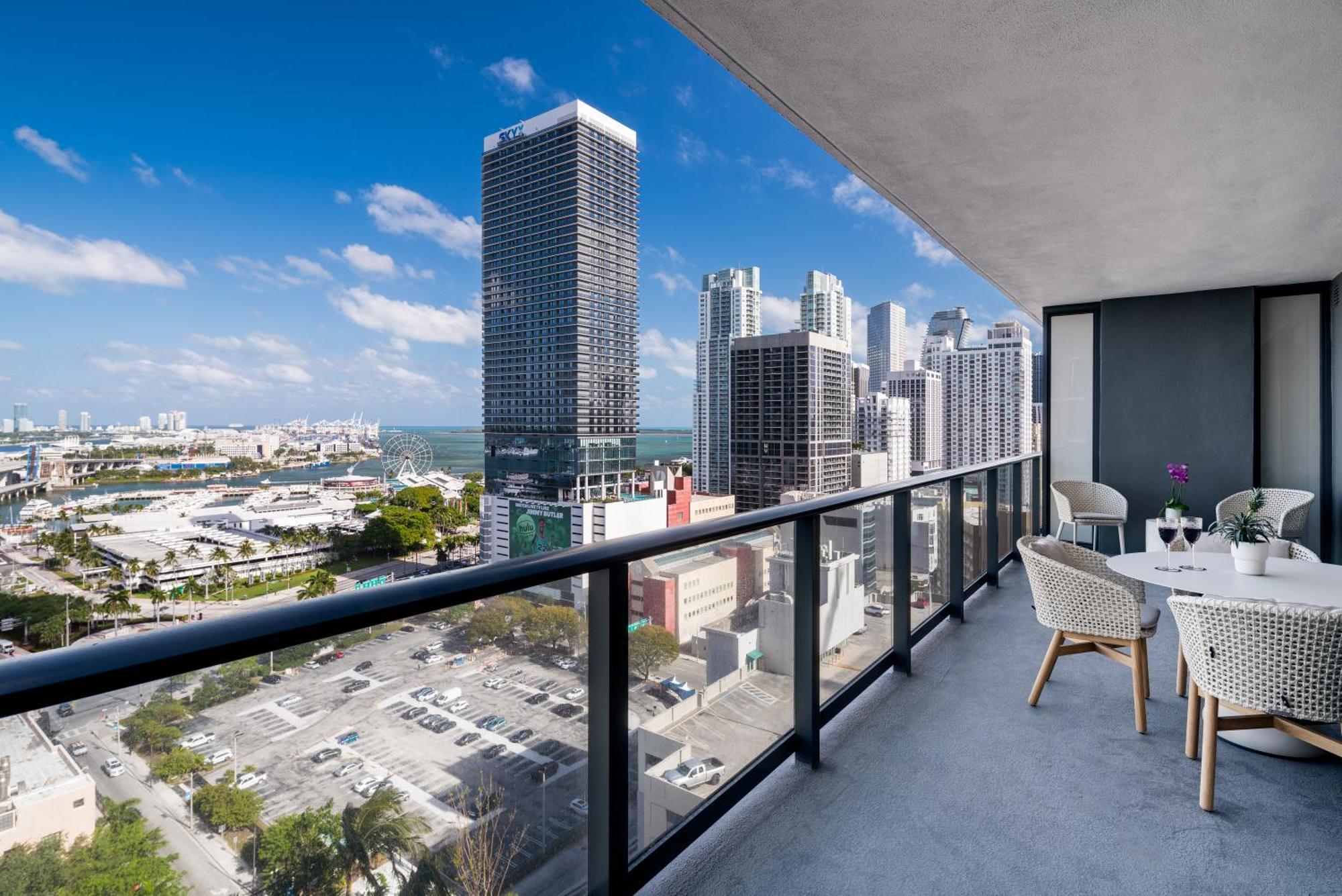 Gale Miami Hotel & Residences Exteriör bild